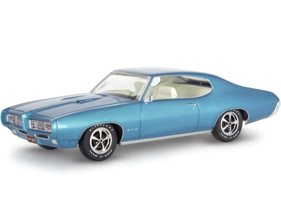 Сборная модель автомобиля Pontiac GTO - миниатюра 2