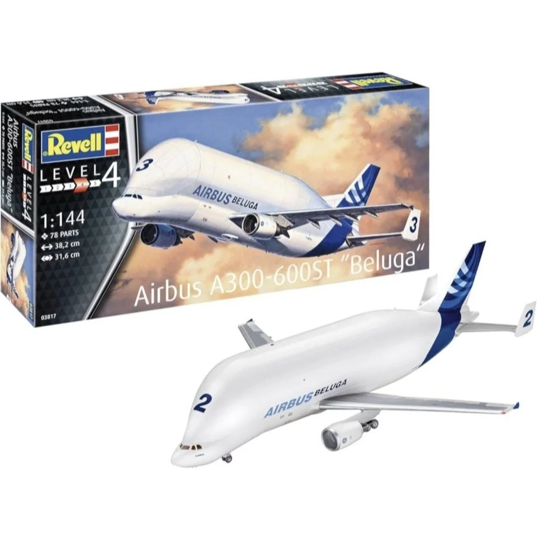 Сборная модель самолета Airbus A300-600ST Beluga - изображение 1