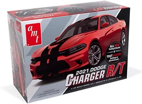 Сборная модель автомобиля Dodge Charger RT - изображение 1