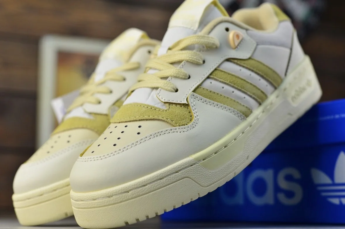 Обувь женская Adidas Rivalry Low 86 - изображение 1