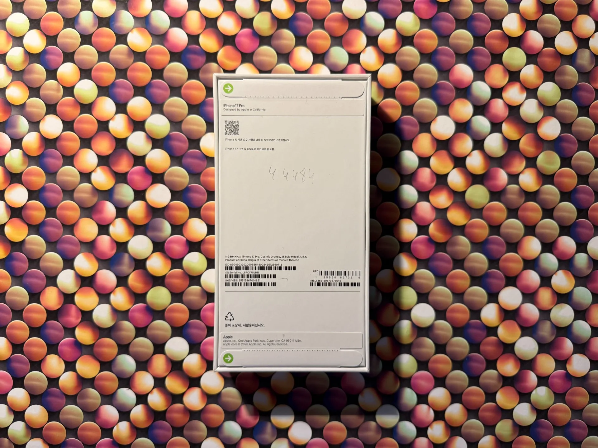 iPhone 17 Pro, 256 ГБ, SIM + eSIM - миниатюра 2