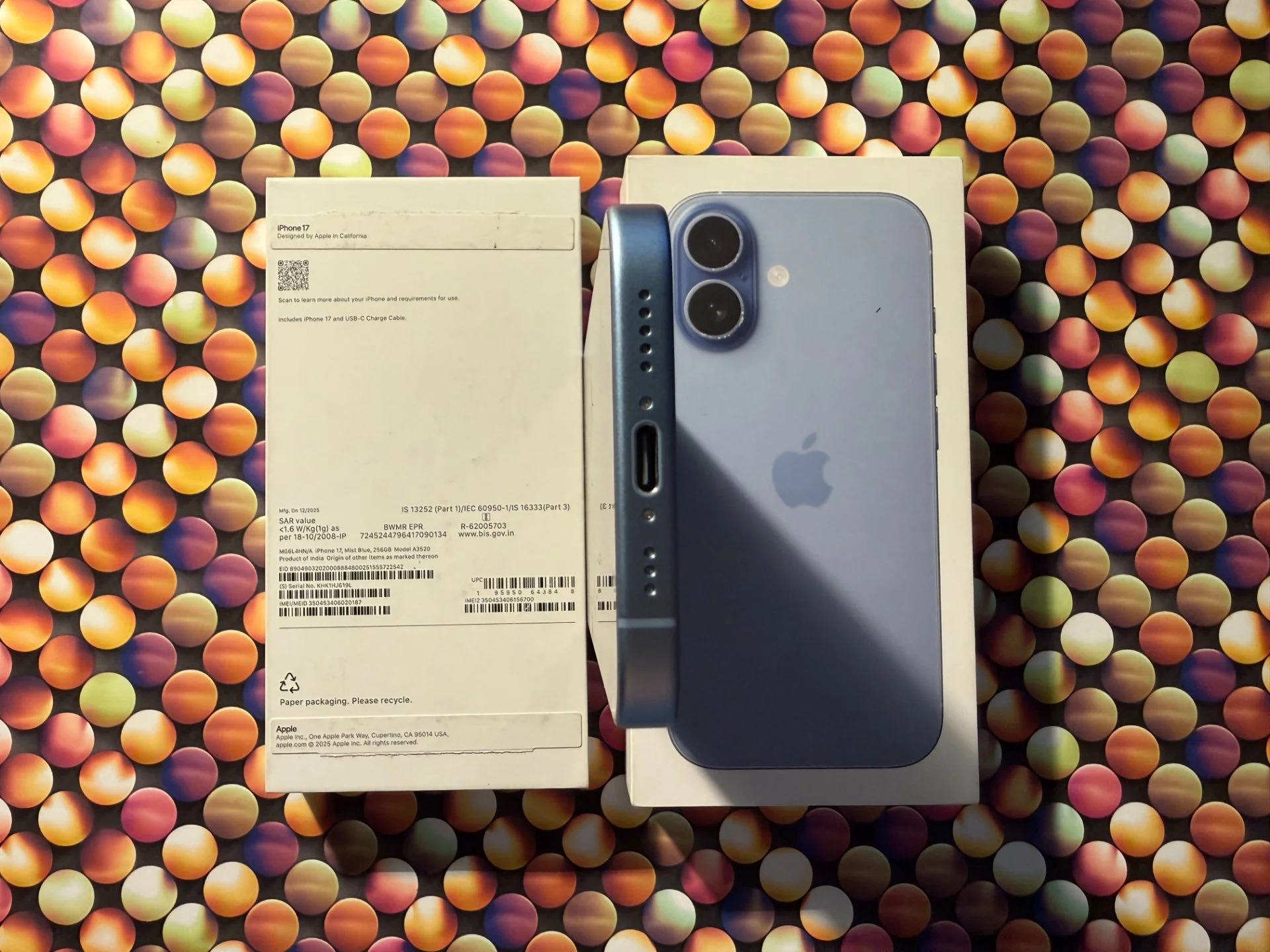 iPhone 17, 256 ГБ, SIM + eSIM - миниатюра 9