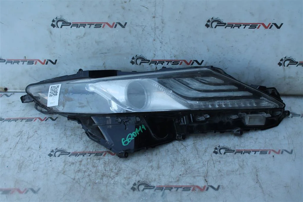 Фара правая Тойота Камри XV70 - изображение 1