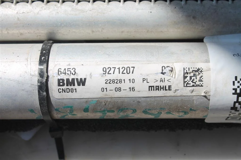 Радиатор кондиционера BMW F46 - миниатюра 5