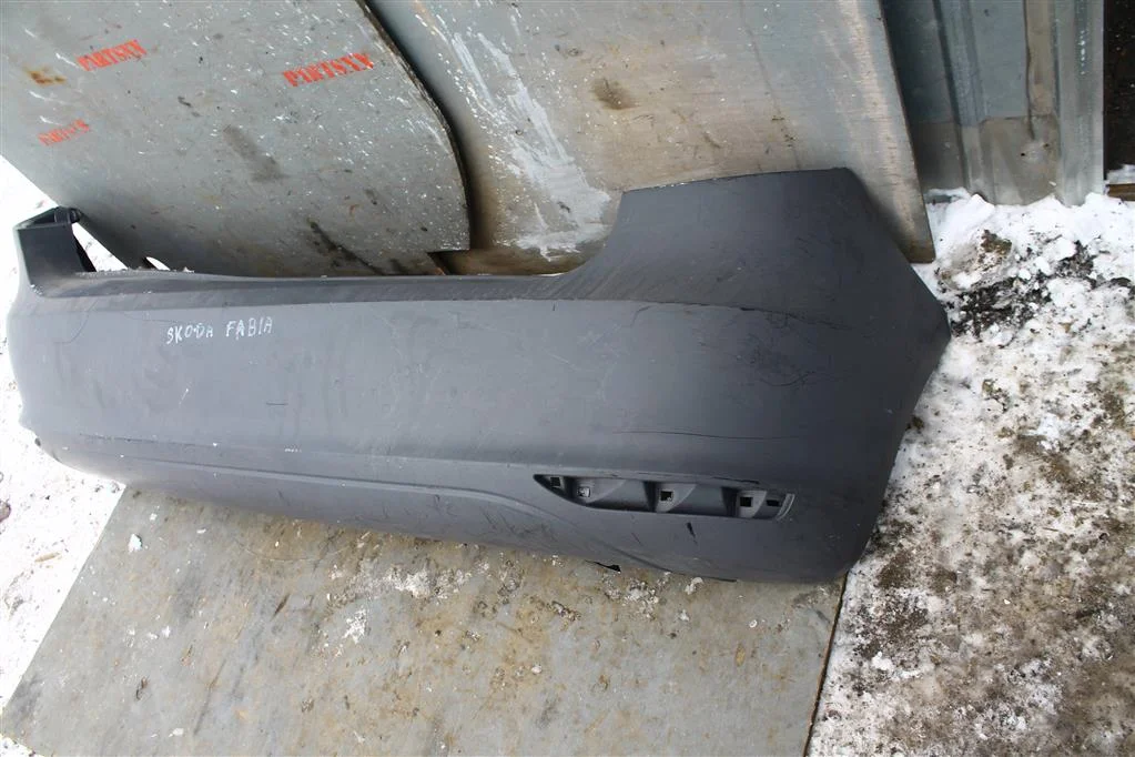 Бампер задний Шкода Фабиа - миниатюра 3