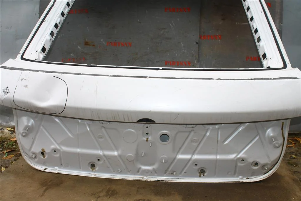 Крышка багажника BMW X6 G06 - миниатюра 2