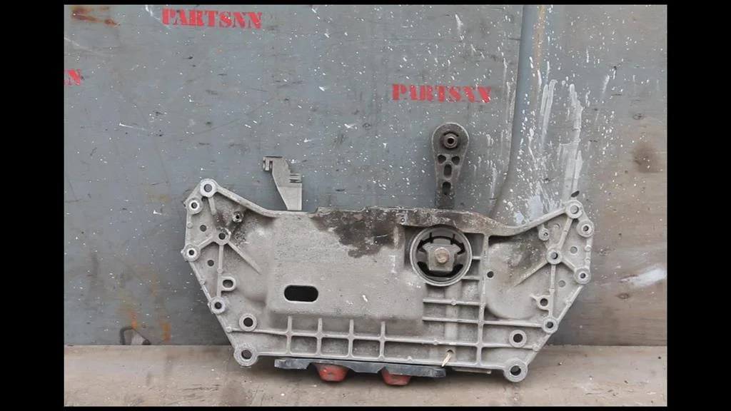 Балка подмоторная Подрамник Шкода Октавия А5 - миниатюра 2
