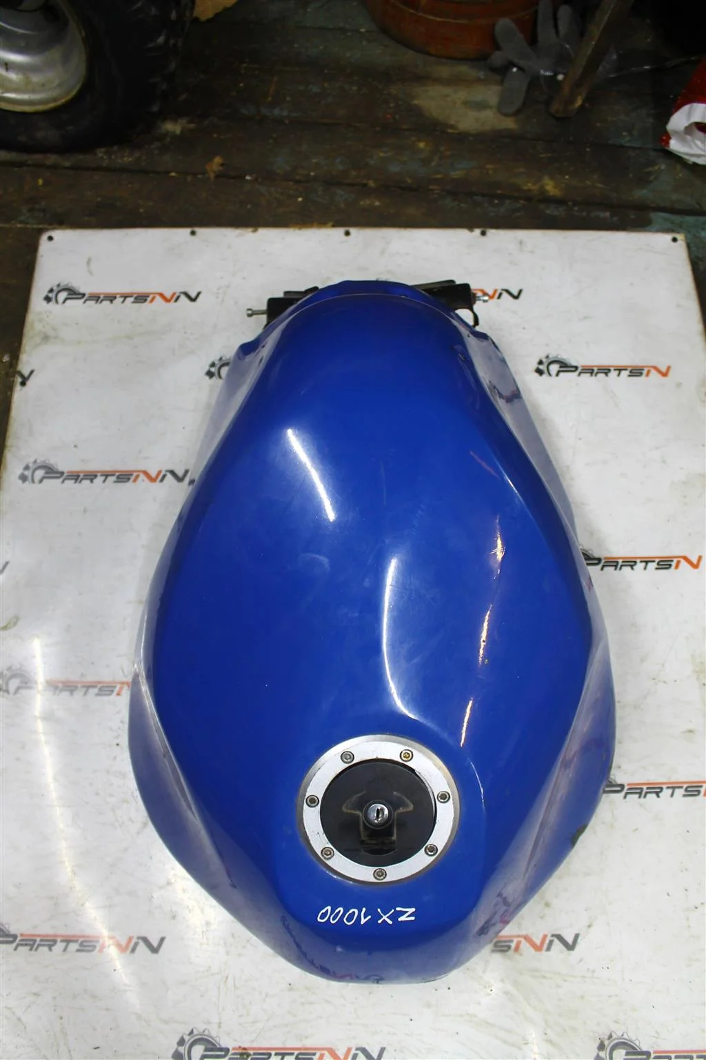 Бак топливный Мотоцикл Кавасаки ZX1000A1 - изображение 1