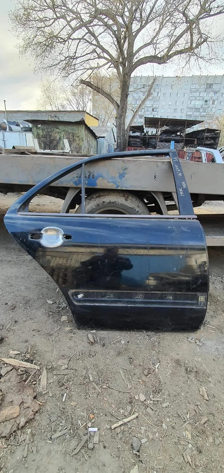 Дверь задняя правая Мерседес W210  E-class - миниатюра 6