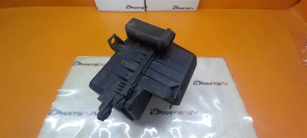 Корпус воздушного фильтра Митсубиши шариот - миниатюра 3