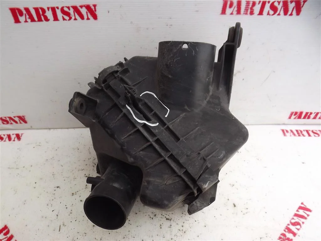 Корпус воздушного фильтра Митсубиши Грандис - миниатюра 2
