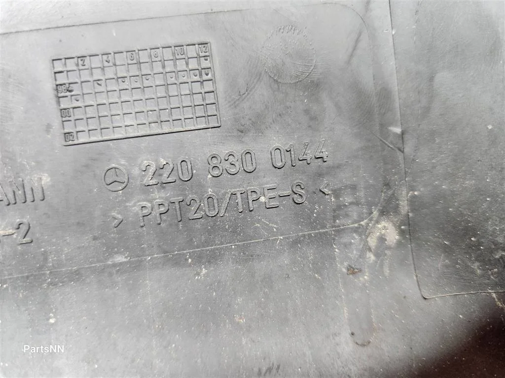 Воздухозаборник Мерседес Мерседес-бенс S500 - миниатюра 4