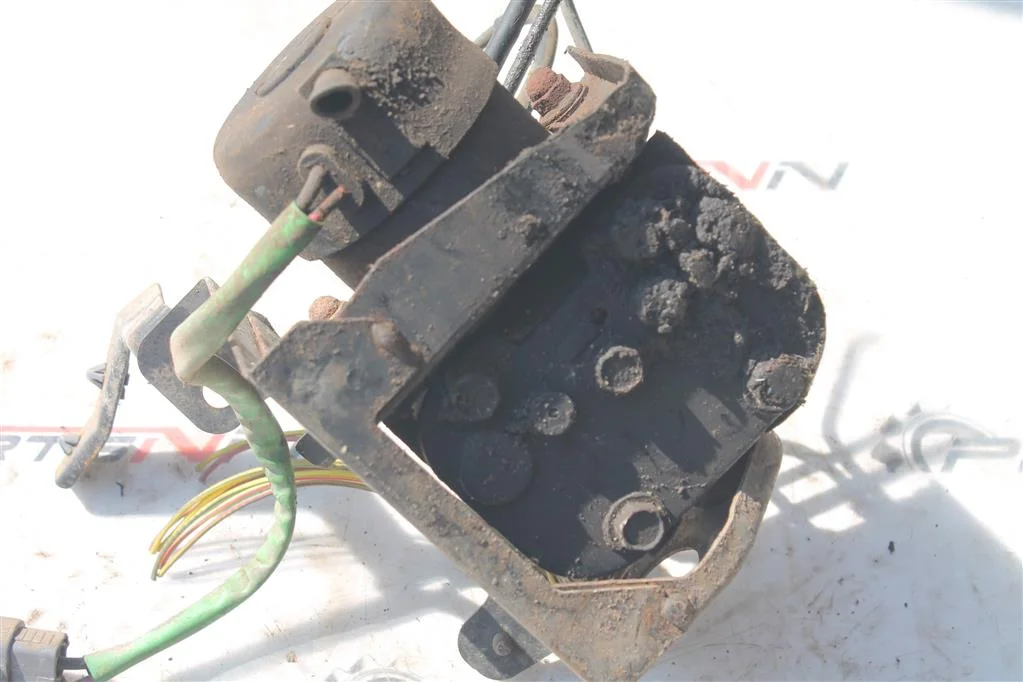 Блок ABS (насос) Мазда 626 GE - миниатюра 4