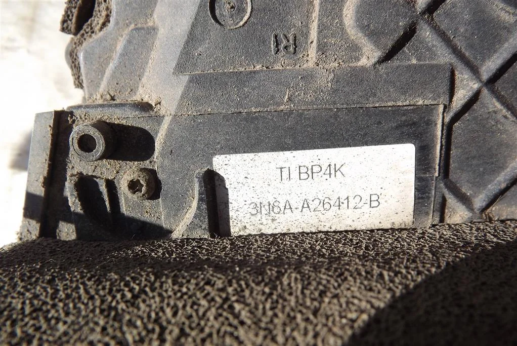 Замок двери задней правой Мазда 3 BK - миниатюра 5