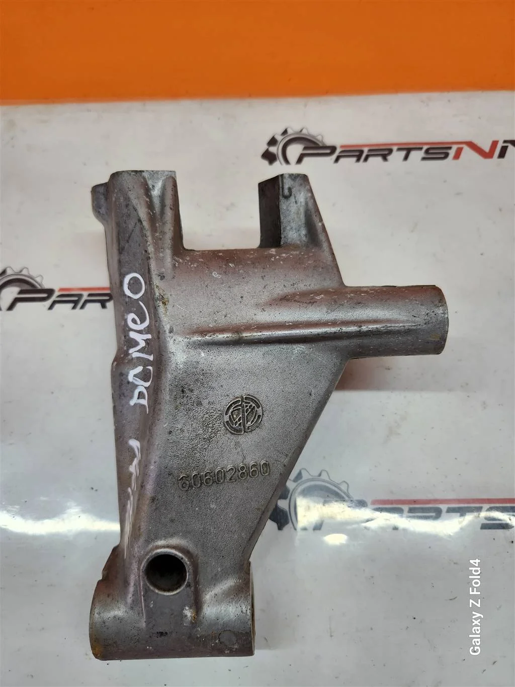 Опора кронштейн двигателя Alfa Romeo 156 - миниатюра 2