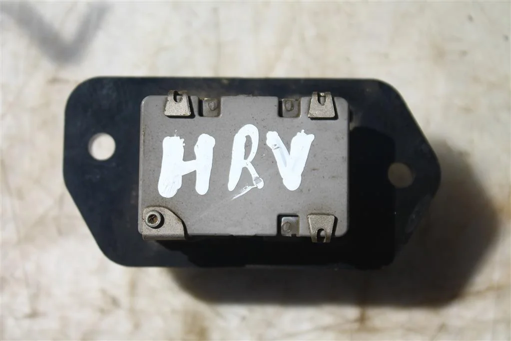 Резистор отопителя Хонда HR-V - миниатюра 2