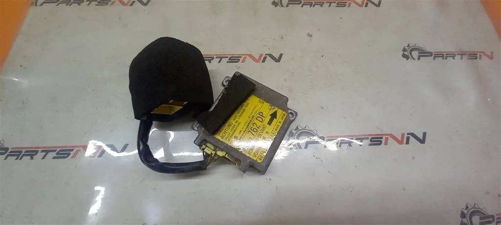 Блок SRS AIR BAG Митсубиши шариот - изображение 1