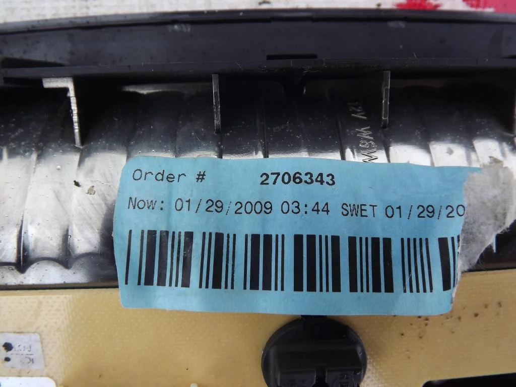 Плафон салонный BMW X5 E70/X6 E71 - миниатюра 3