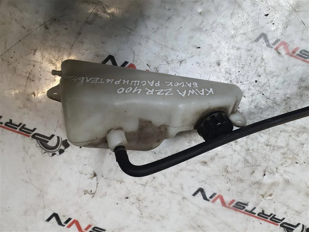 Бачок расширительный Мотоцикл Кавасаки ZZR2 - миниатюра 2
