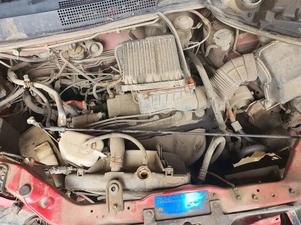 Автомобиль на запчасти Хонда HR-V - миниатюра 4