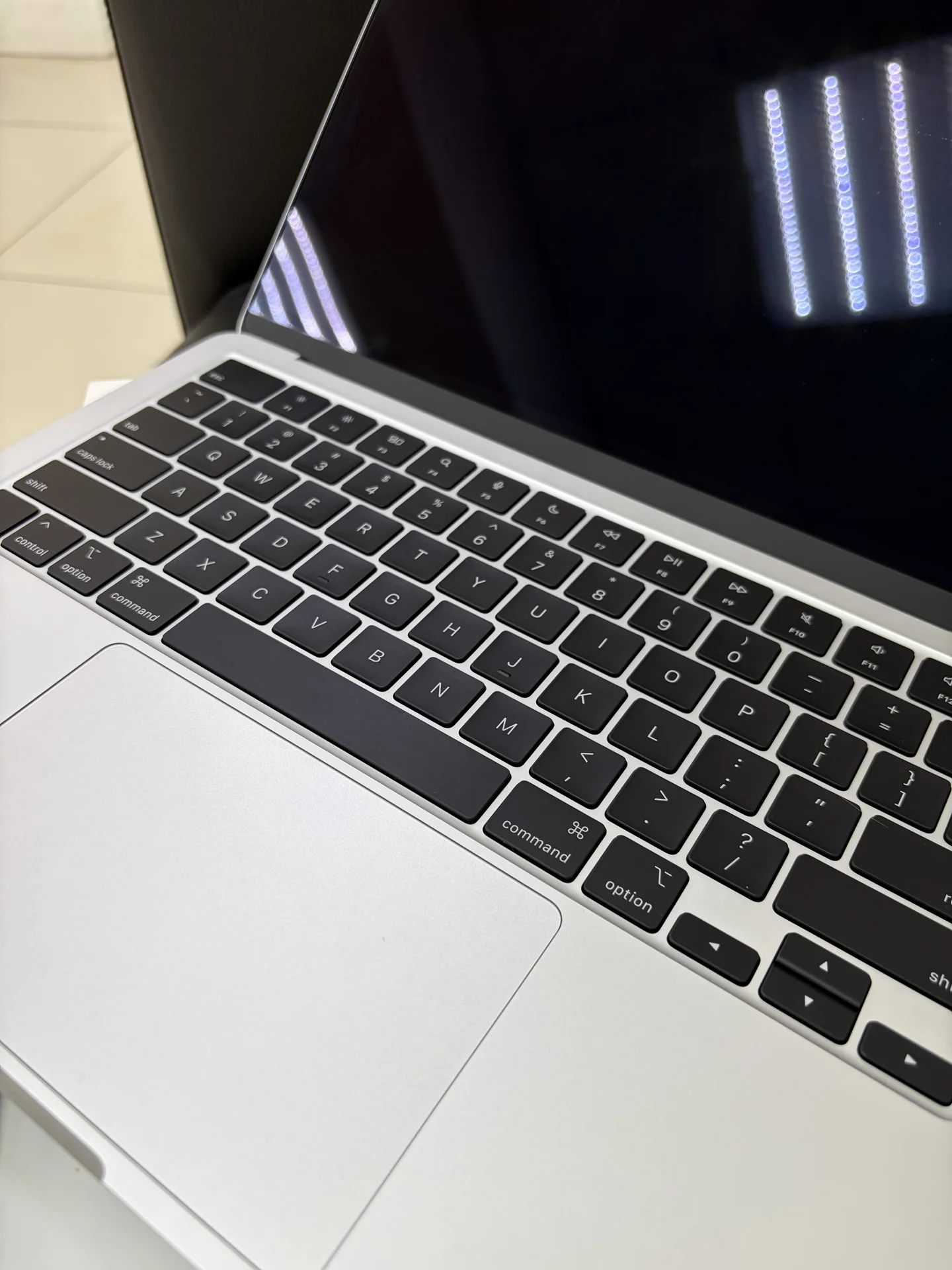 MacBook Air m4 16/256 Silver - миниатюра 3