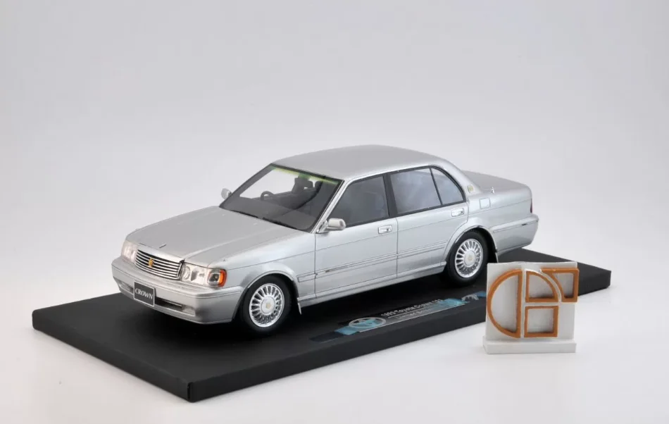 1993 Toyota Crown 133 Limited Edition 12/100, 1/18 - изображение 1