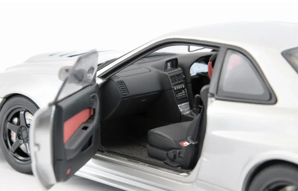 Autoart 1/18 Nisan R34 GT-R z-tune z2 - миниатюра 4