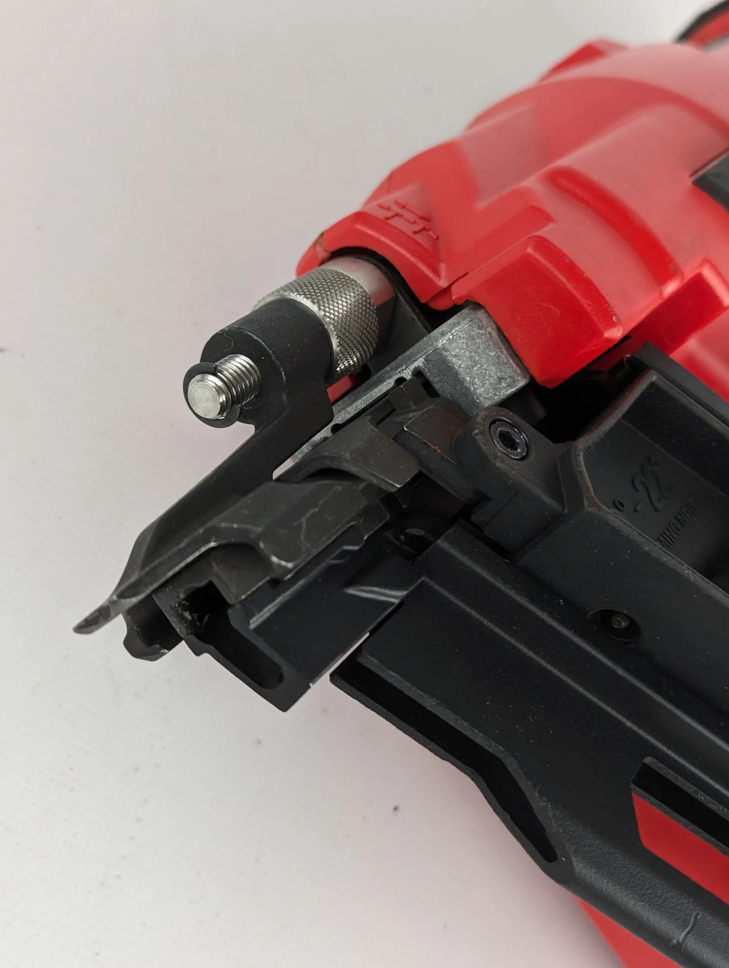 Гвоздезабиватель Milwaukee 2744-20 Fuel 18V, тип гвоздя - 50-90мм - миниатюра 2