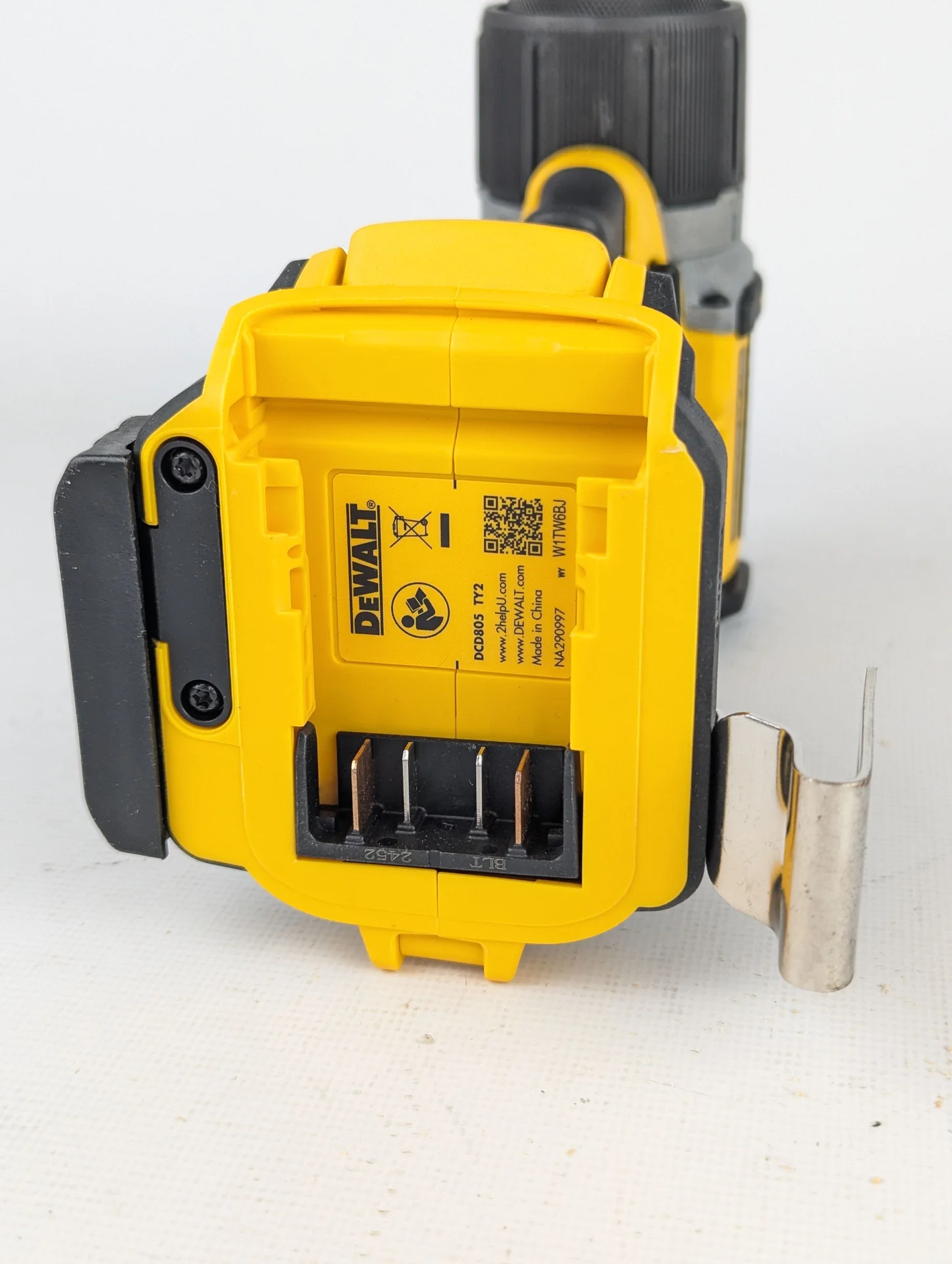 Ударная дрель-шуруповерт DeWalt Dcd805 18V - миниатюра 9