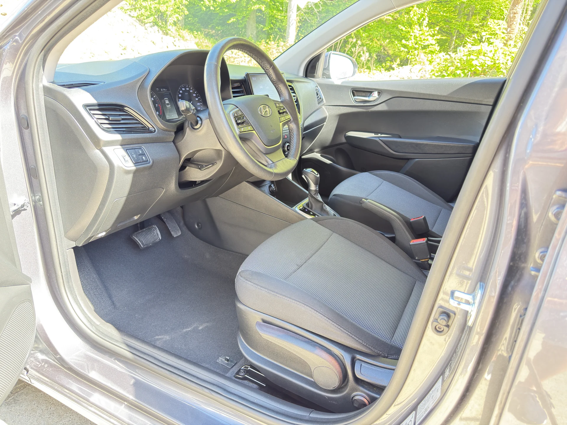 HYUNDAI SOLARIS 1.6 AT, 2021 - миниатюра 10