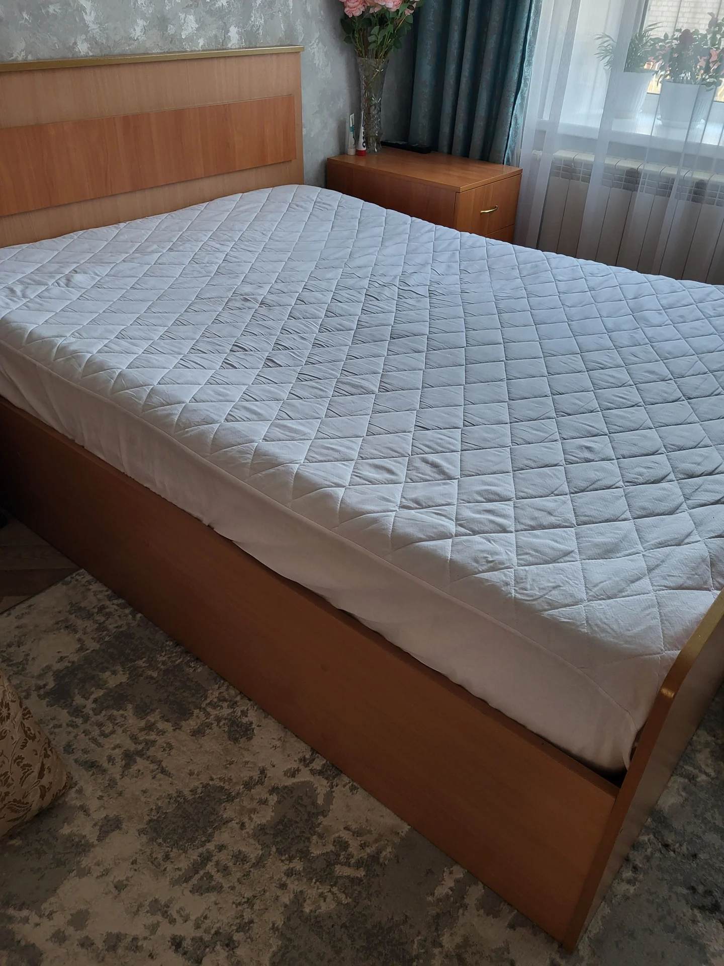 Кровать - миниатюра 2