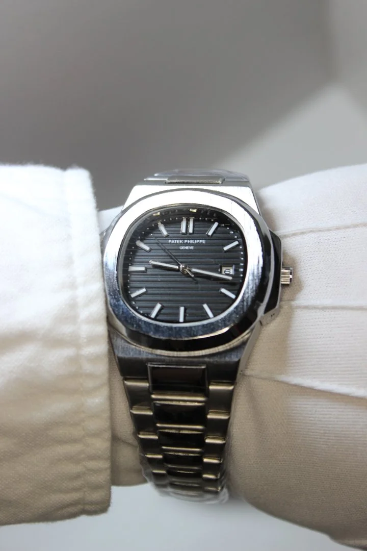 Часы Patek Philippe Nautilus - миниатюра 8