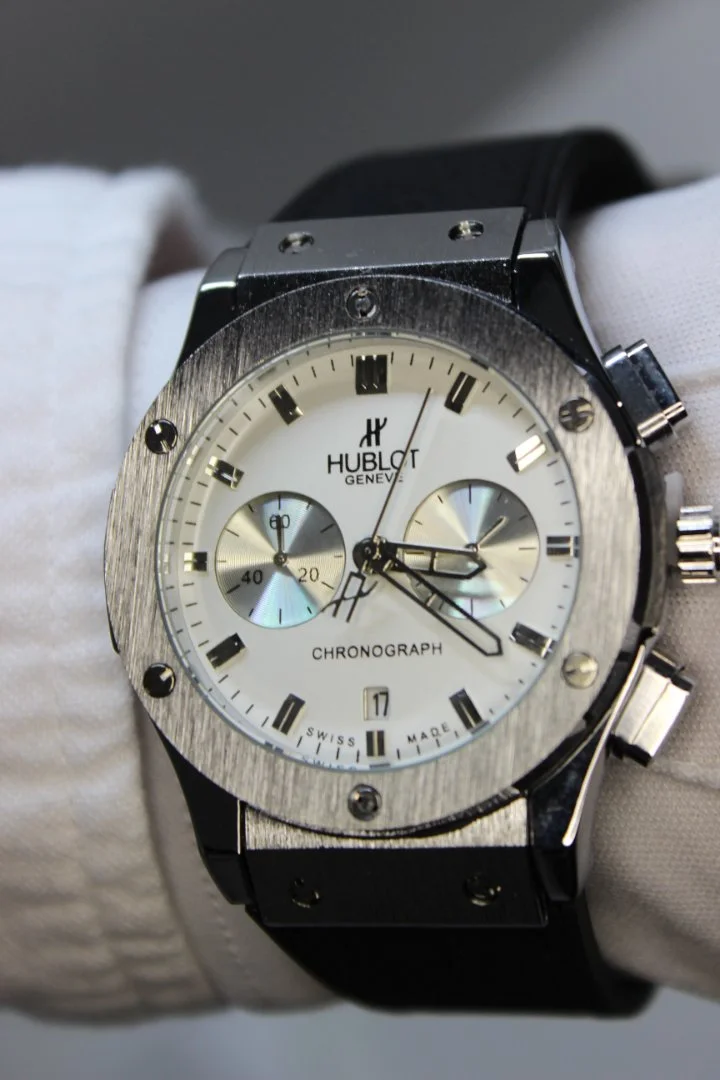 Часы Hublot - миниатюра 3