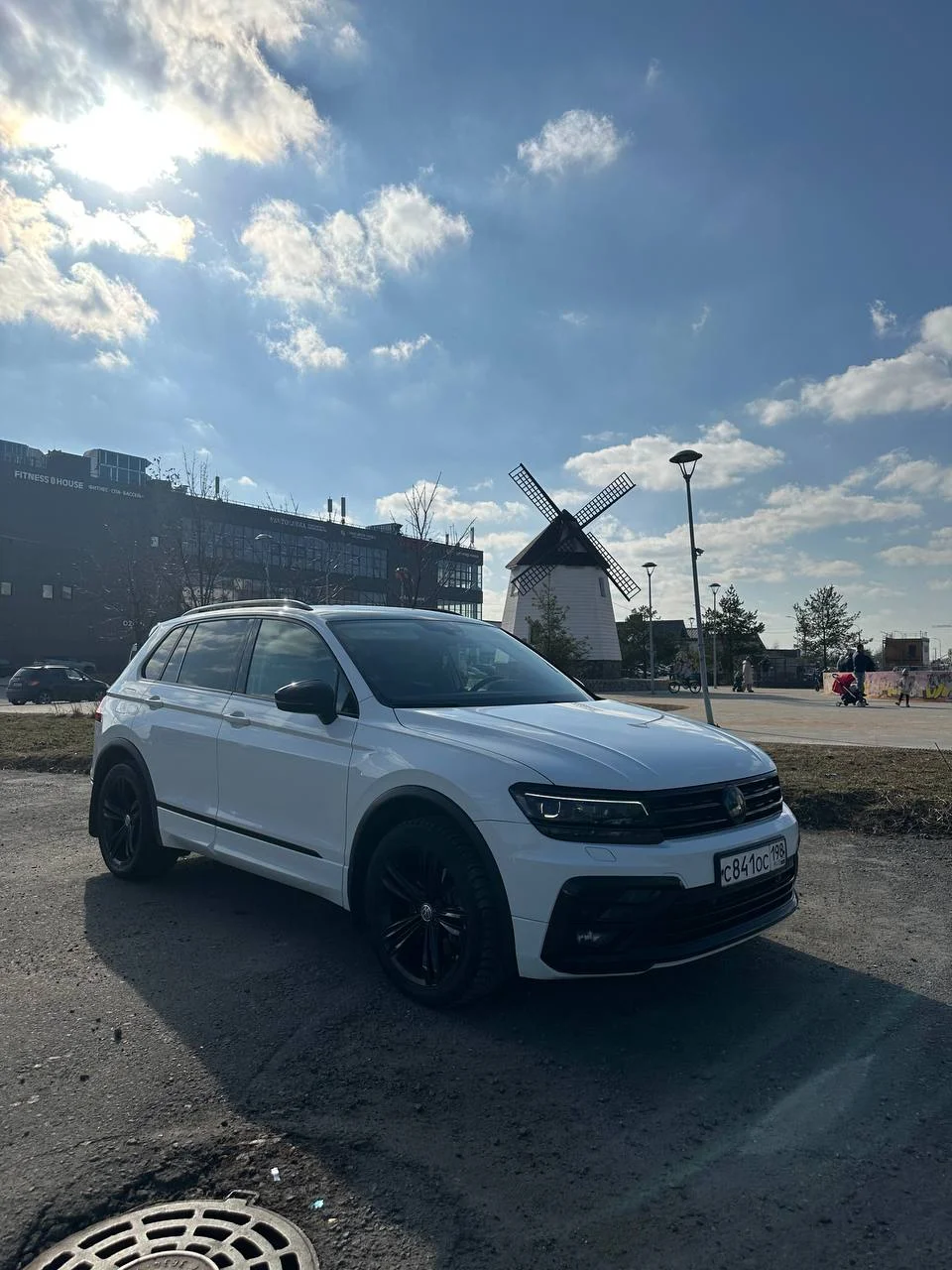 Volkswagen Tiguan 2.0 AMT, 2018, 69 000 км - изображение 1