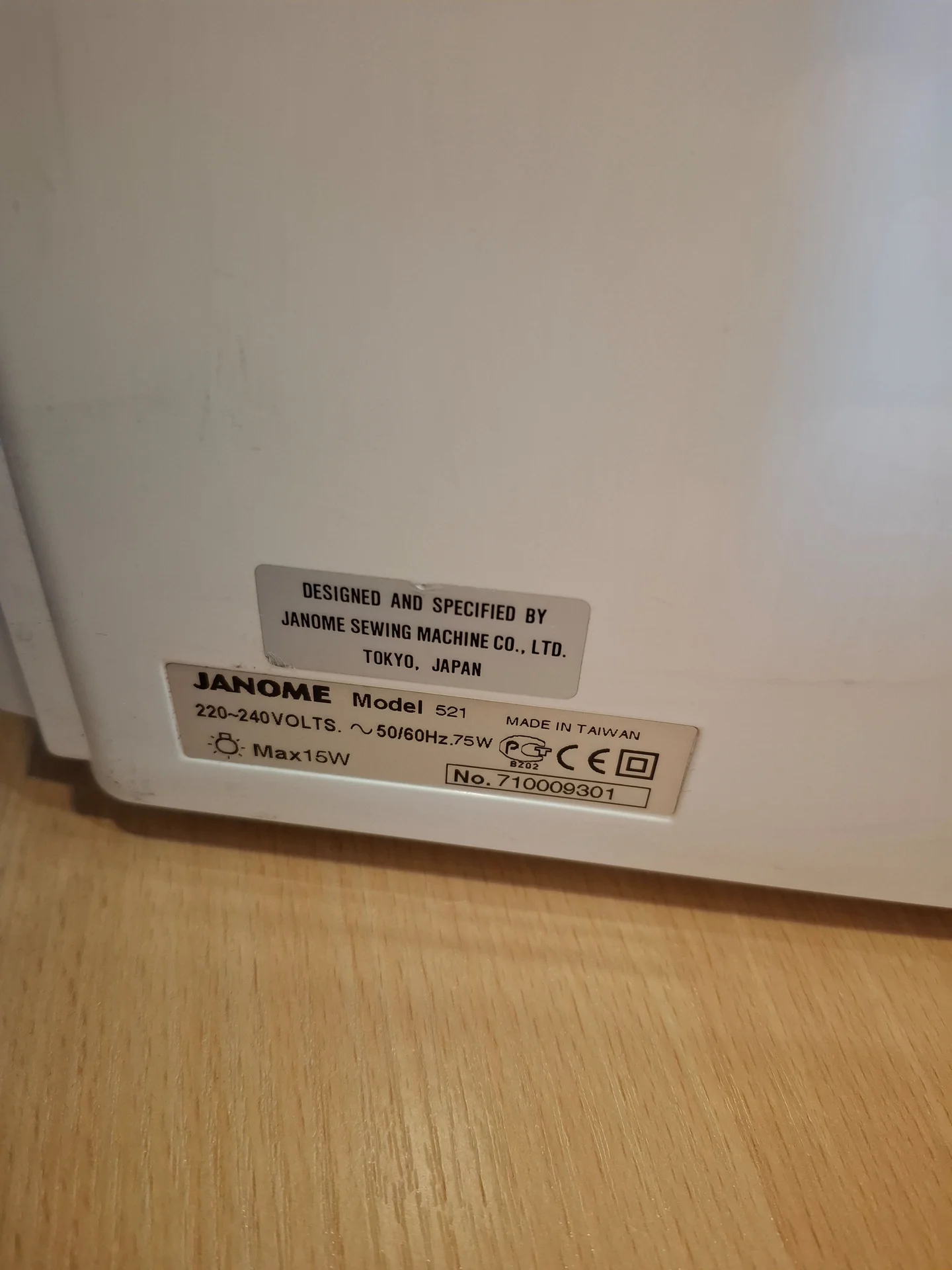 швейная бытовая машинка janome 521 - миниатюра 6