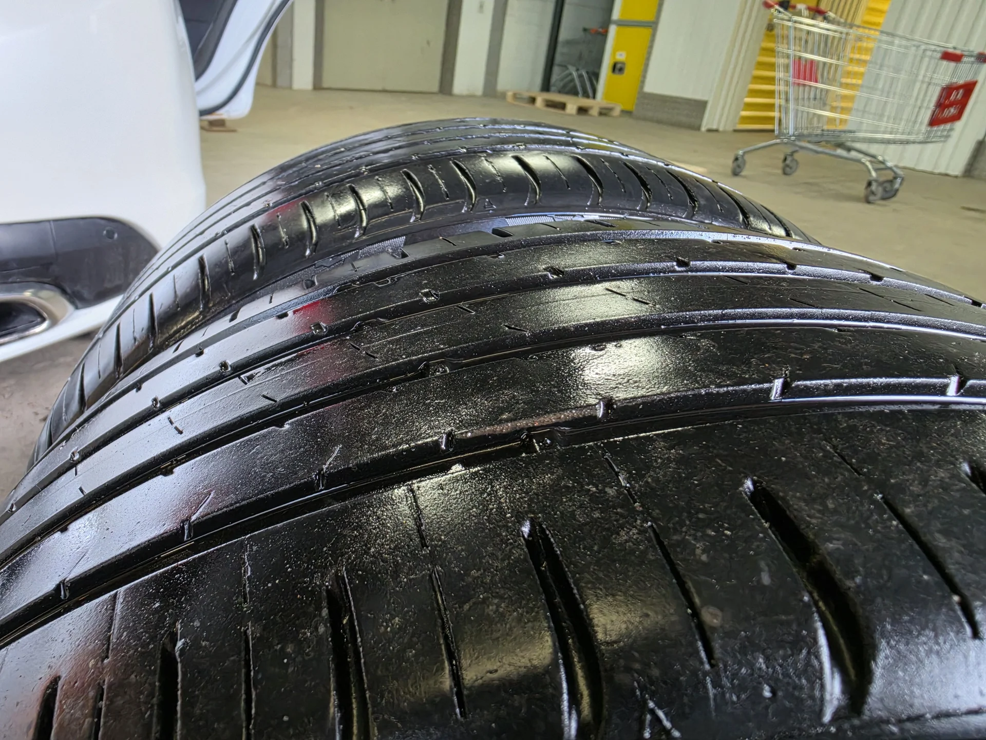 Шины kumho 235/45 17 - миниатюра 8