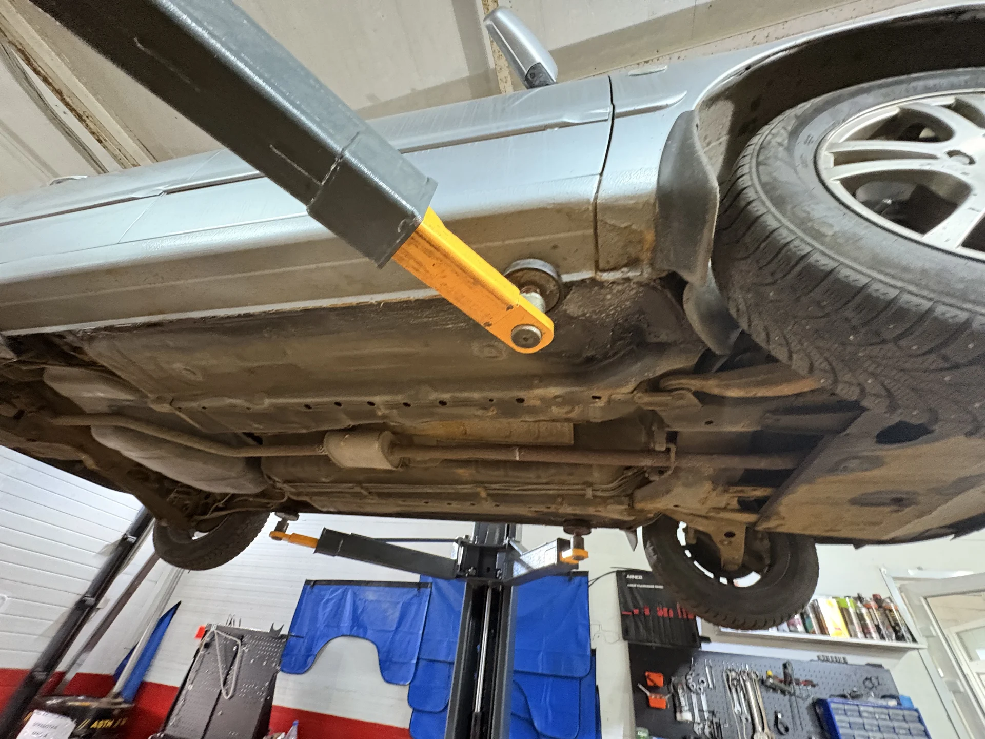 Mitsubishi Lancer 9. 1.6 MT - миниатюра 2