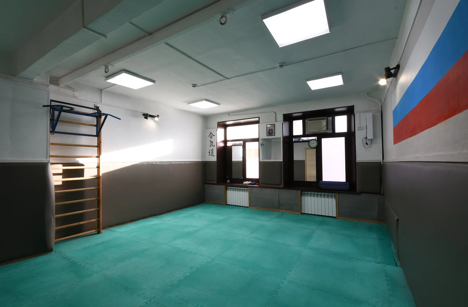 Спортивный зал 25,5 м² в центре Москвы - миниатюра 2
