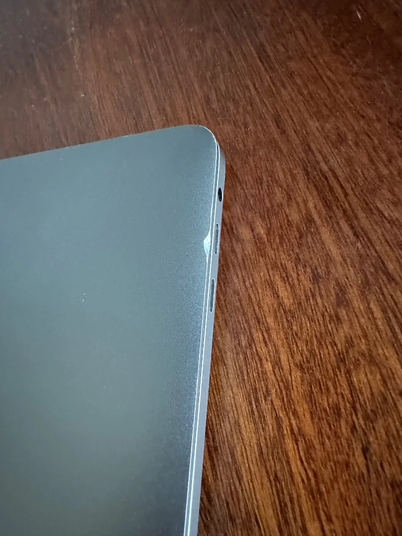 Продам Macbook pro 13 16/1TB - миниатюра 4