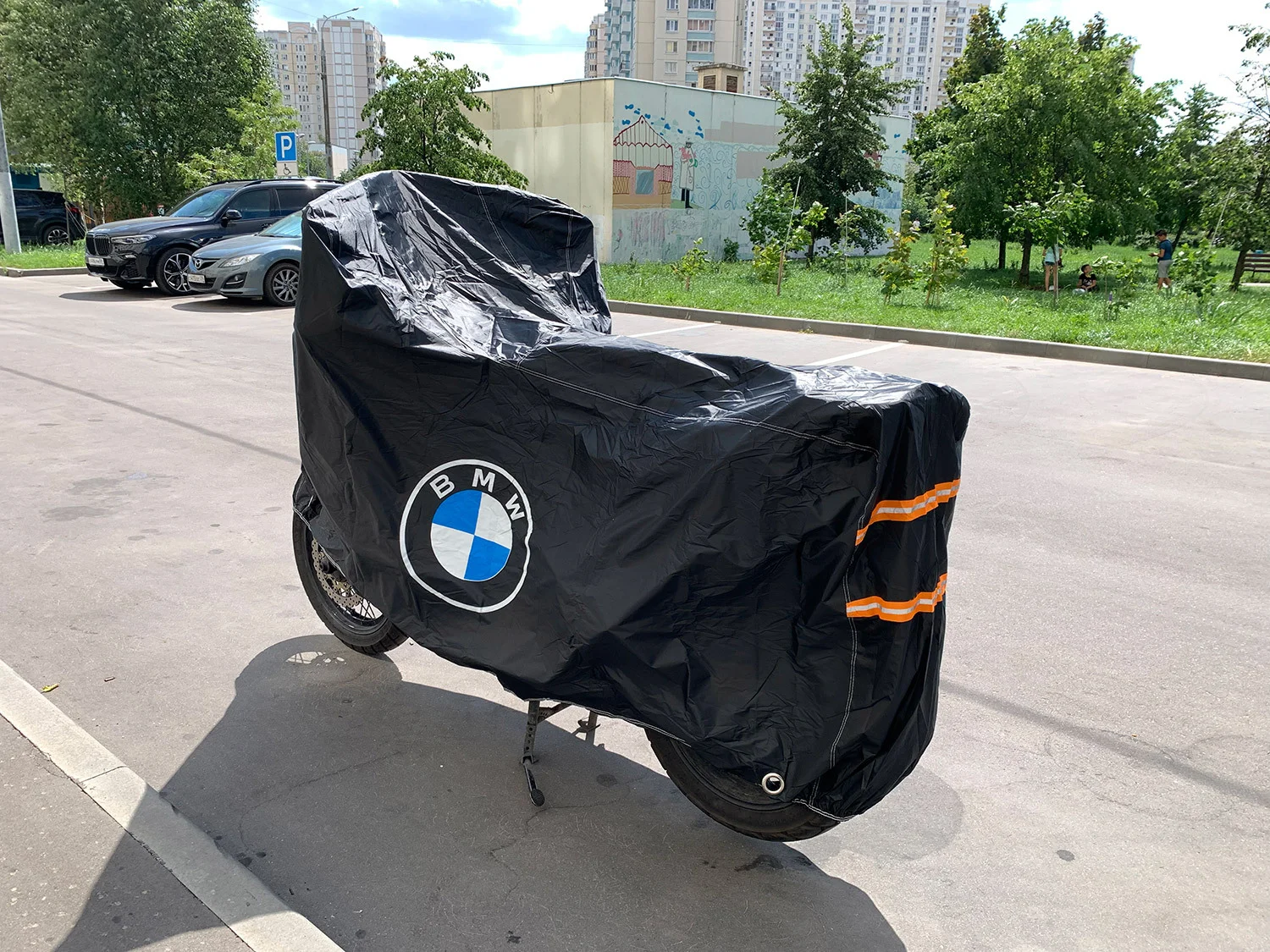 Чехол для мотоцикла с логотипом BMW - миниатюра 2