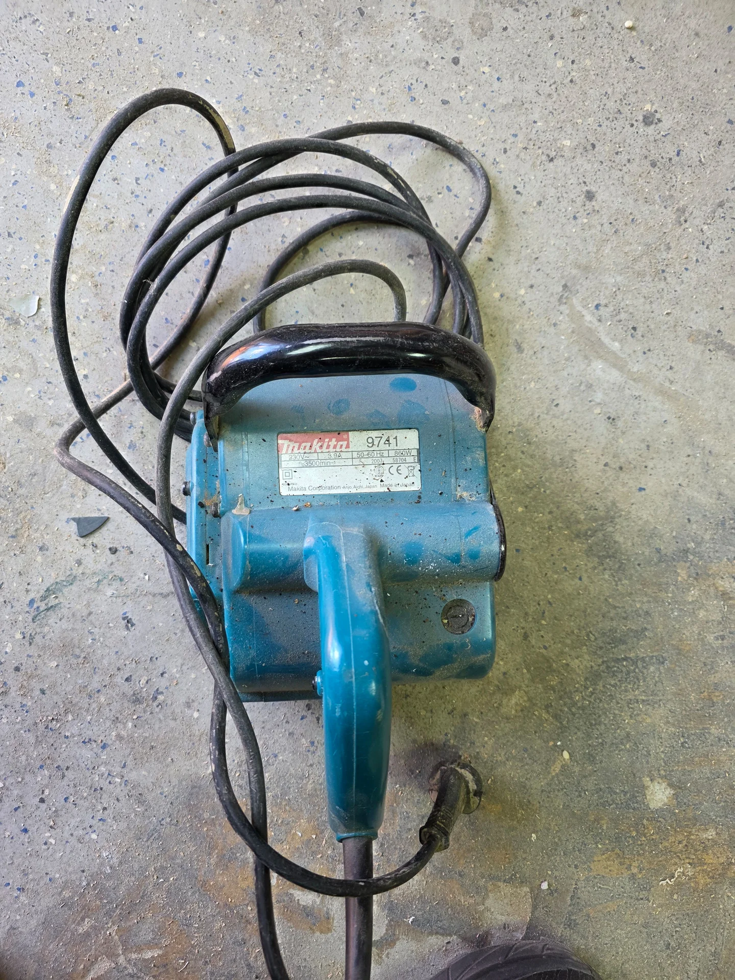 Makita 9741 - изображение 1