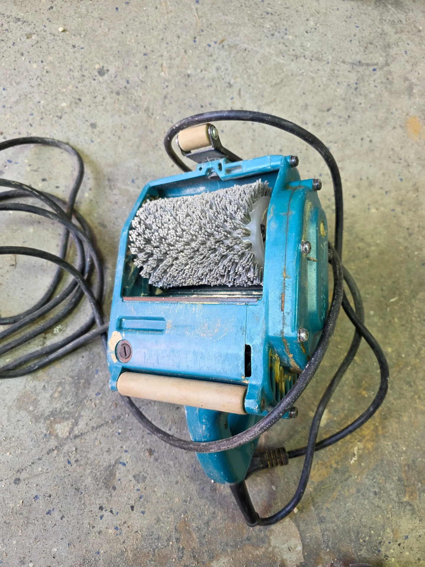 Makita 9741 - миниатюра 2