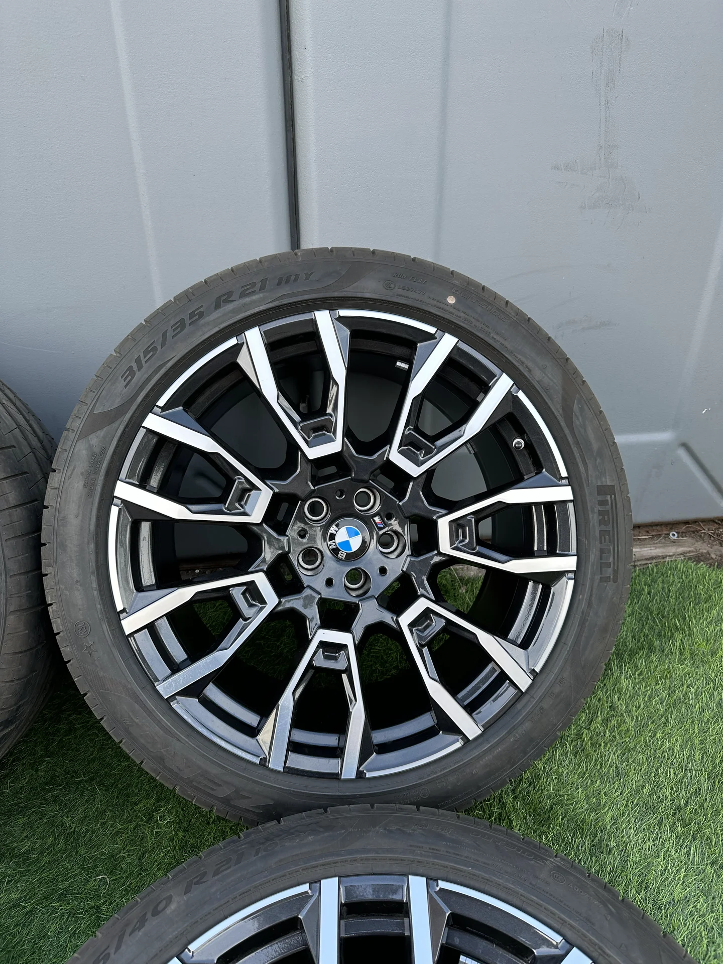 Оригинал колеса BMW 915M X5, X6 R21 Pirelli - миниатюра 3