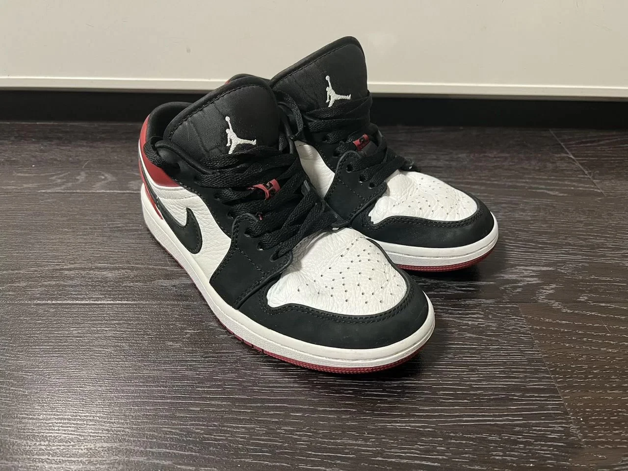 Кросовки Nike Air Jordan 1 Low
