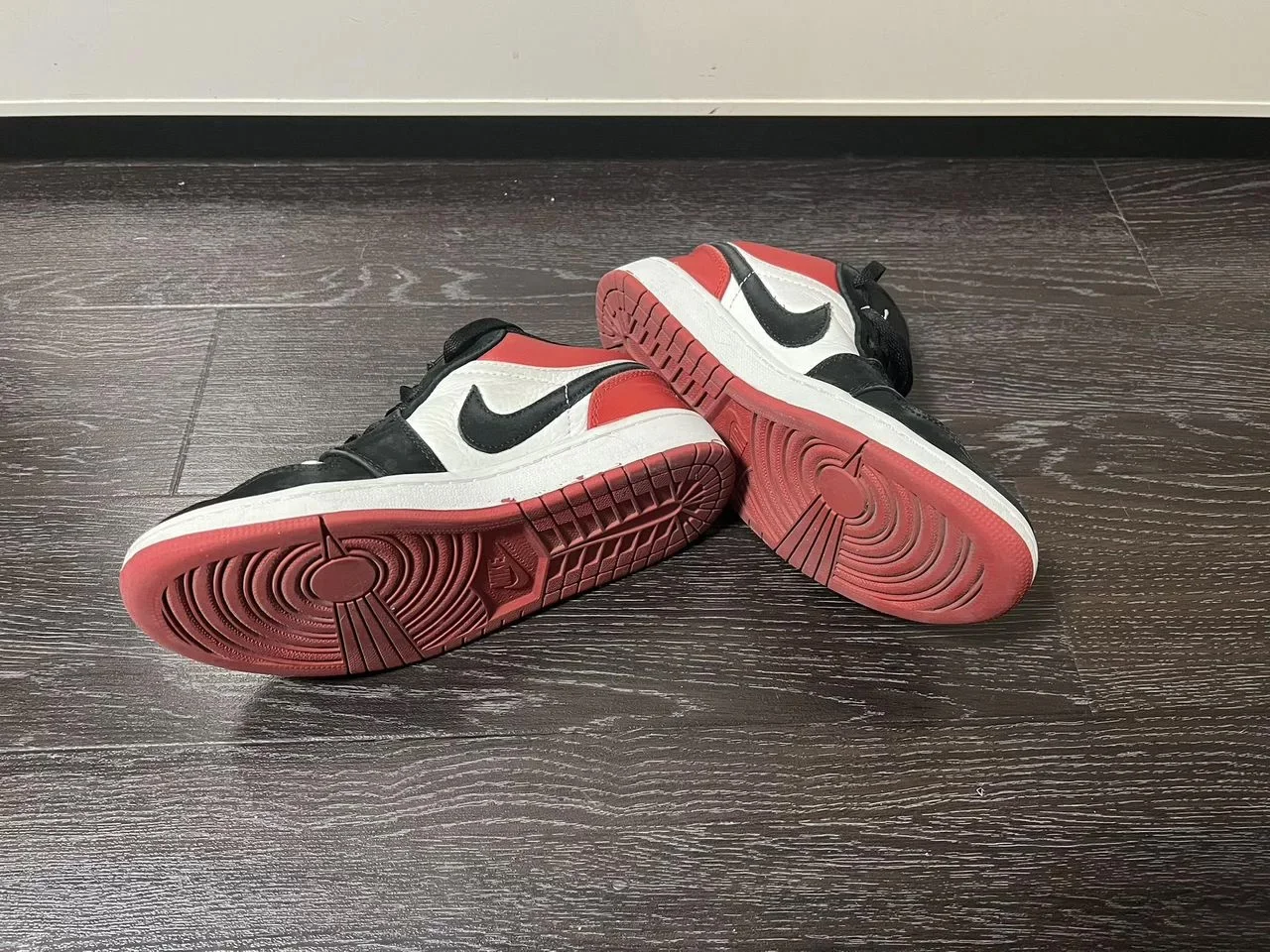 Кросовки Nike Air Jordan 1 Low - миниатюра 7