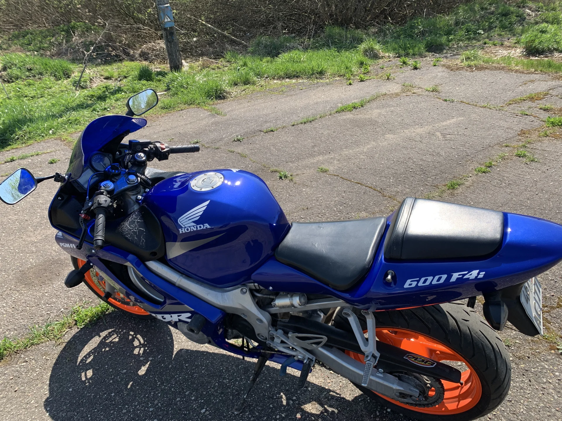 Honda CBR600 F4i Sport - миниатюра 3