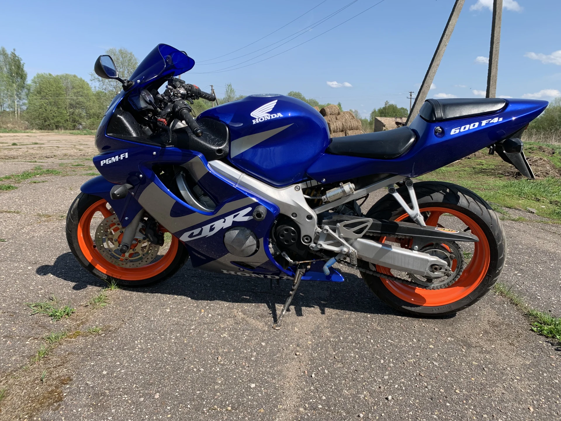 Honda CBR600 F4i Sport - миниатюра 4