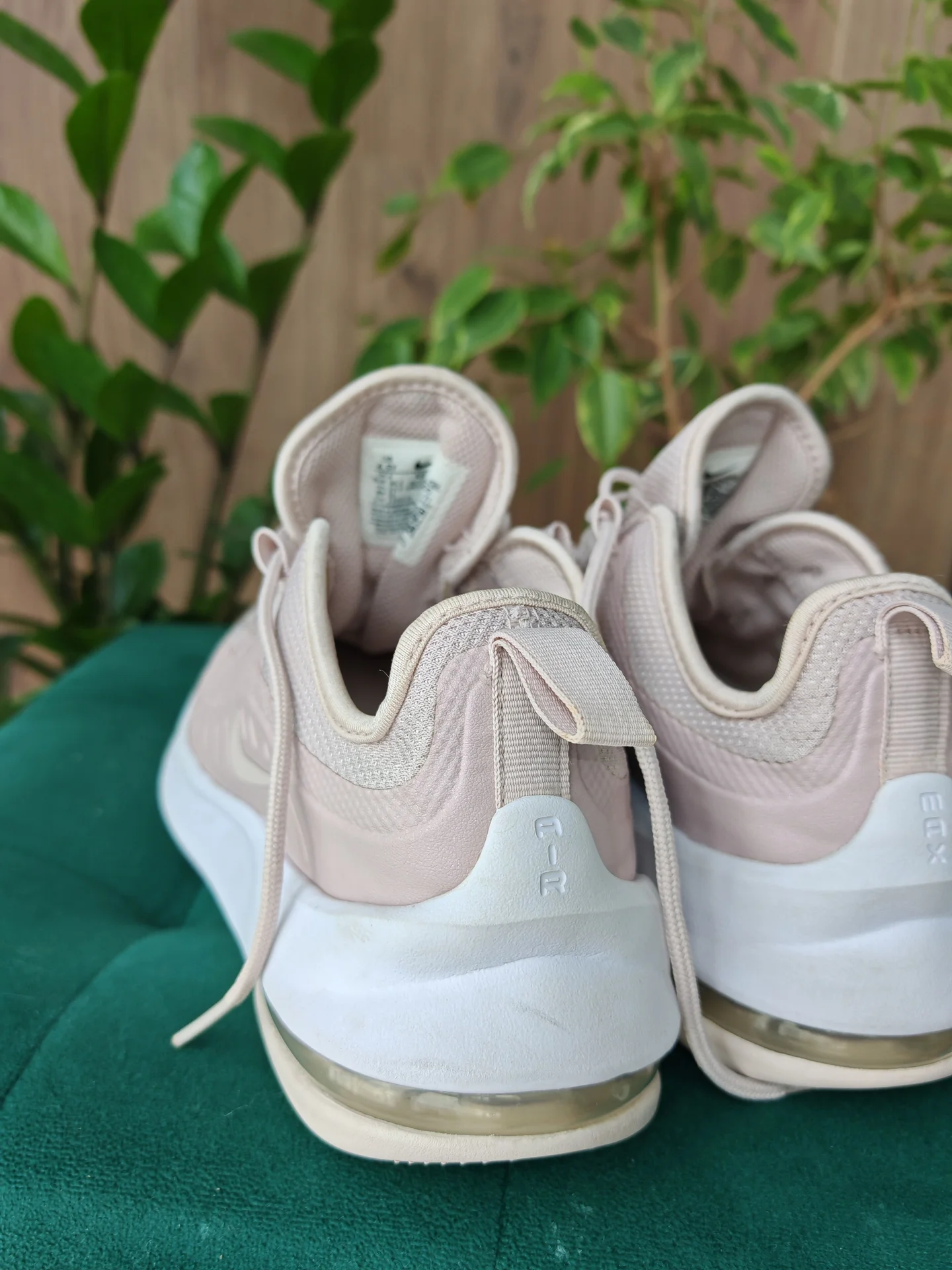 Кроссовки Nike Air Max Axis Pink 37 оригинал - изображение 1