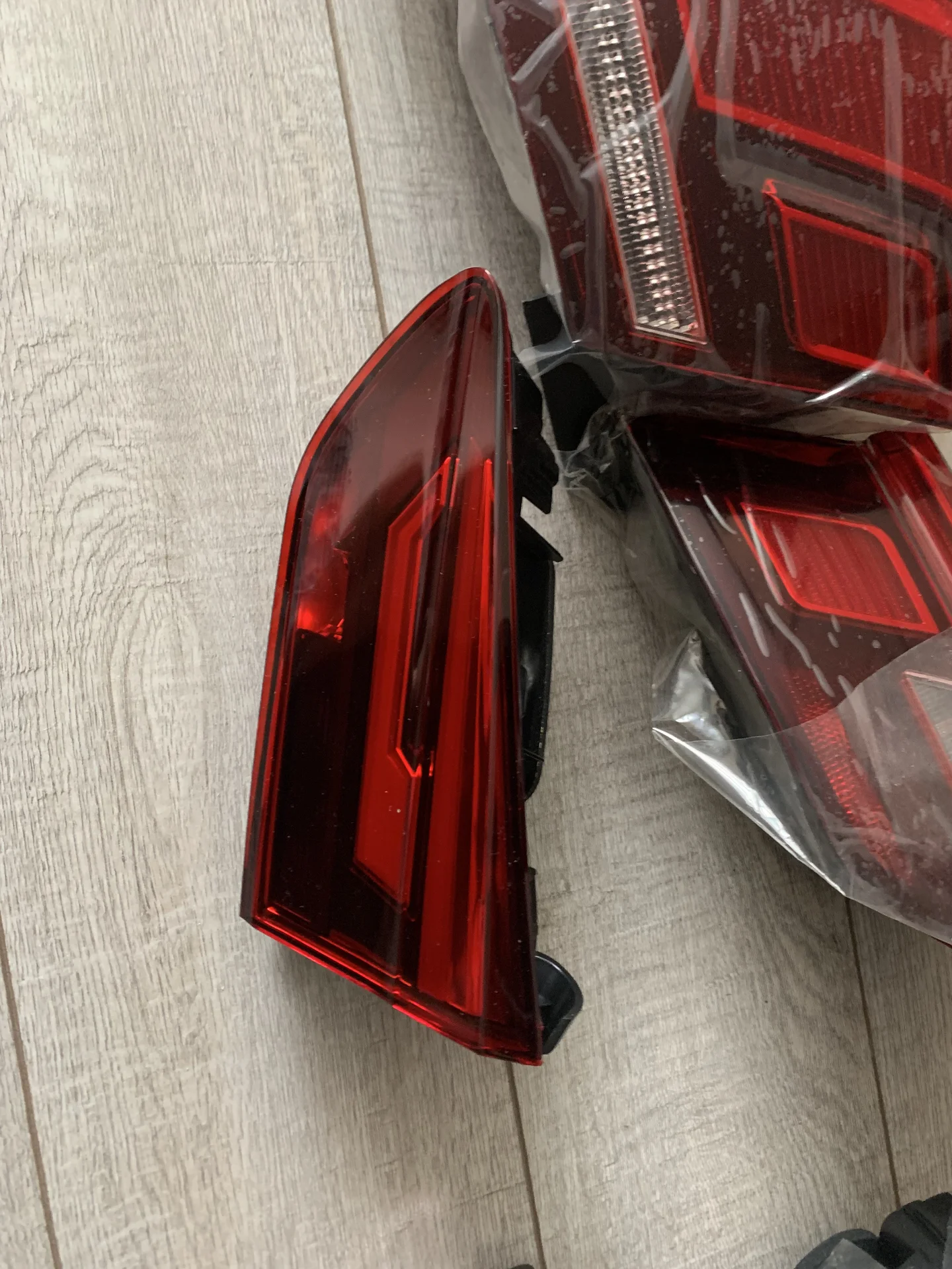 Фонарь задний Tiguan 2 LED - миниатюра 5