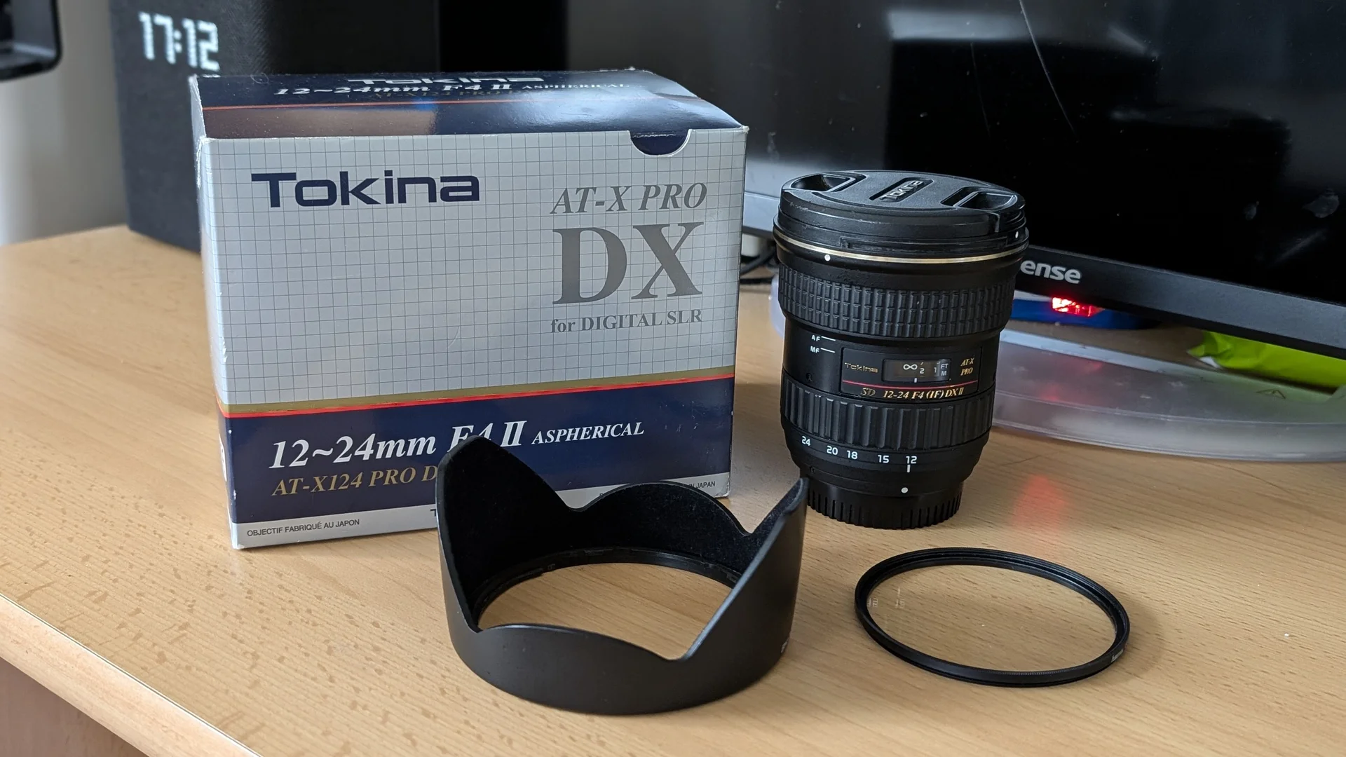 Объектив Tokina AT-X PRO SD12-24 F4 DXII(Nikon F) - миниатюра 2